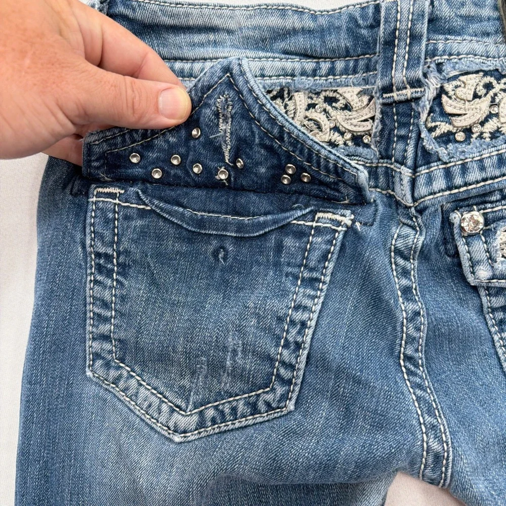 Miss Me Jeans Easy Boot Embroidered Rhinestone Blue Denim Womens 27